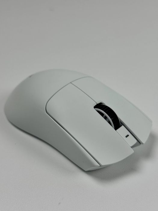 Бездротова ігрова миша Razer Viper V3 Pro White (‎RZ01-05120200-R3G1)
