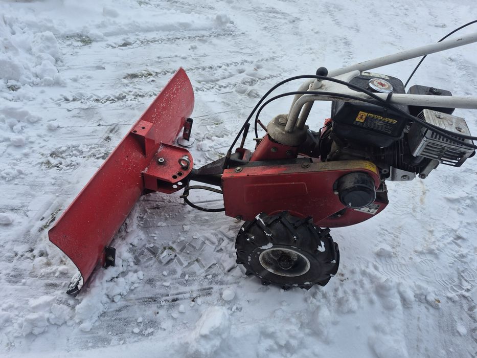 Sprzedam traktorek jedno osiowy