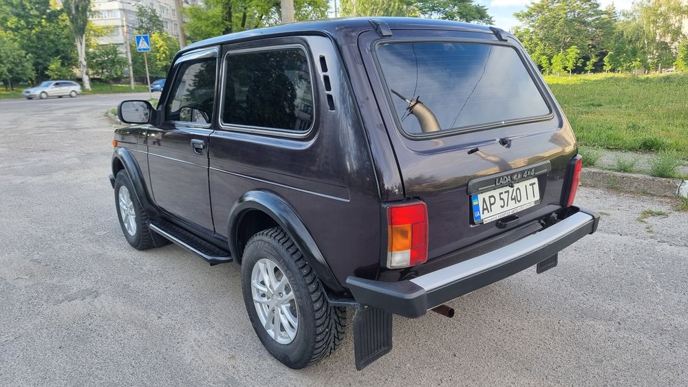 Нива 2015 рік,35тыс пробіг,ГАЗ 4