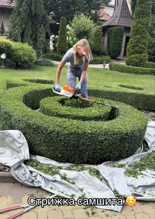 Садовник, уход за участком,стрижка растений