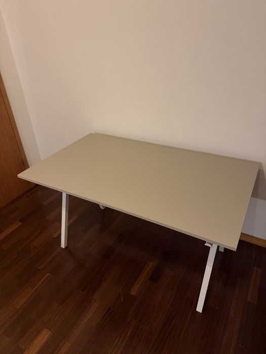 Secretárias Trotten - IKEA (140x80 e 160x80)