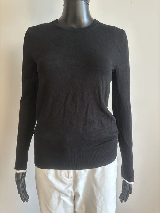 klasyczny elegancki czarny sweter sweterek Zara M Basic dopasowany