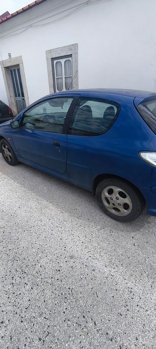 Peugeot  206   a gasolina para despachar barato