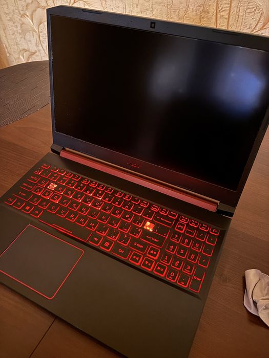 Acer Nitro 5 ноутбук