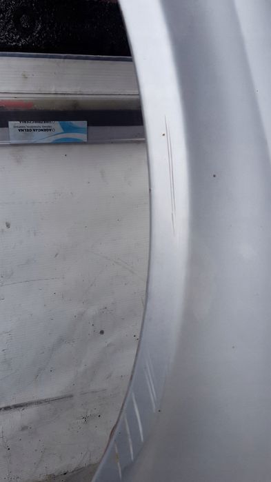 Mercedes W203 błotnik Lewy przód 744