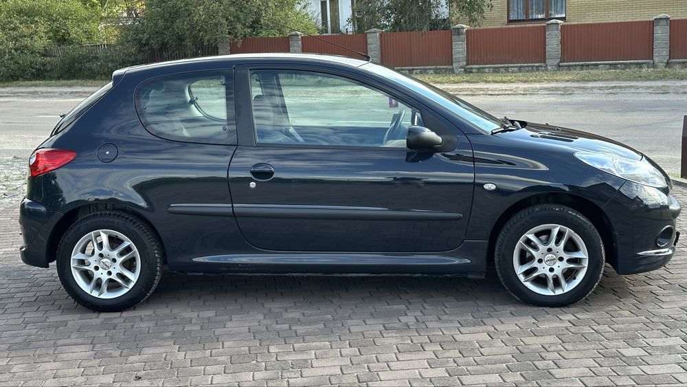 Peugeot 206+ 2009