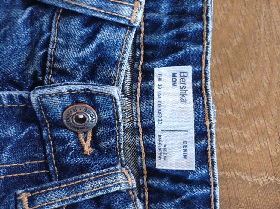 Dżinsy jeansy Bershka rozm. XS jak nowe