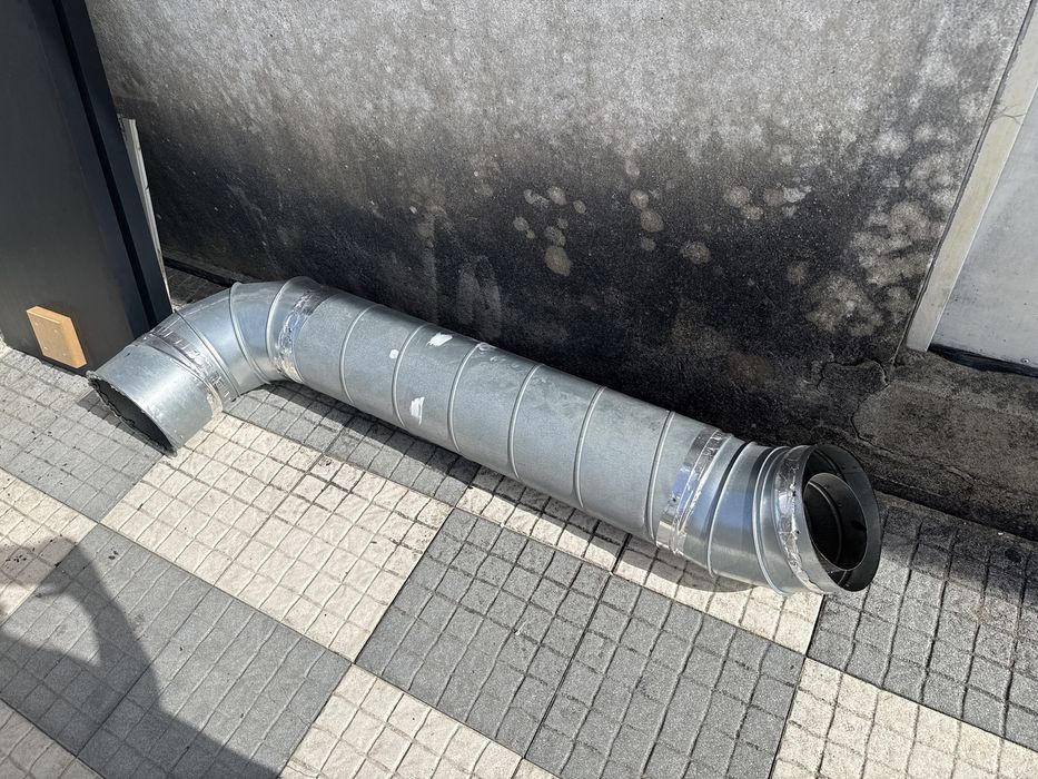 Hotte industrial 125 cm com caixa de extração