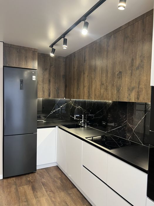 Довгострокова оренда 2-х кім квартири