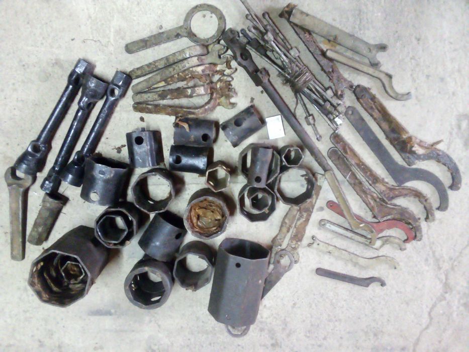 Ключі. Ступечні. Уаз. Маз. Газ