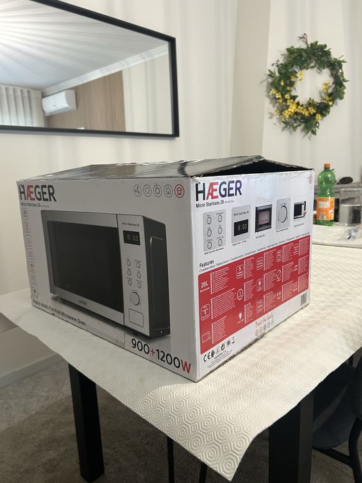 Microondas Haeger Micro Stainless 28