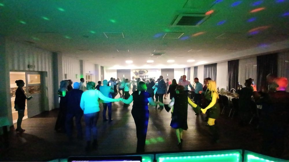 DJ na Twoją imprezę – profesjonalna oprawa muzyczna