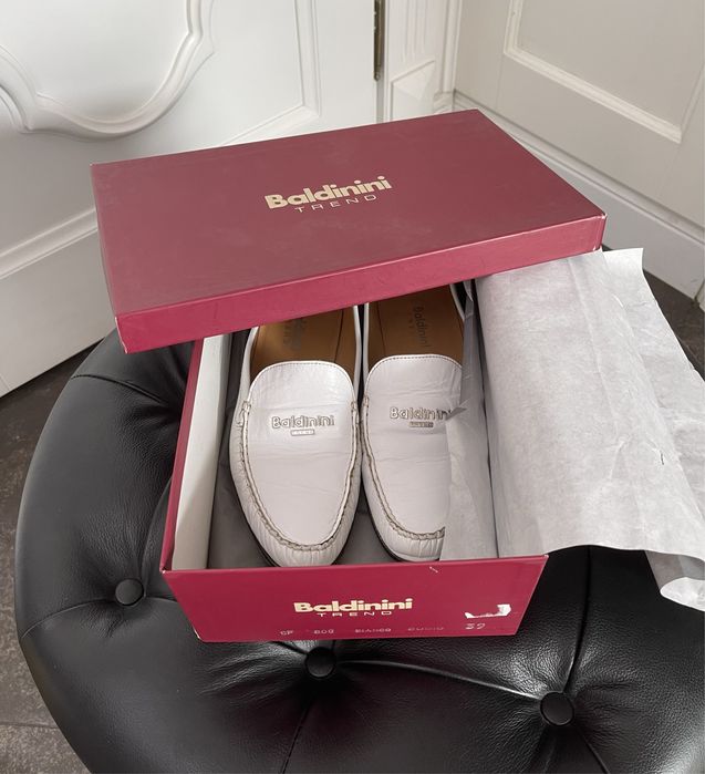 BALDININI piękne mokasyny, białe, skóra naturalna