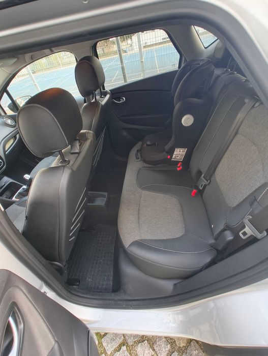 Renault Captur 0.9 Exclusive