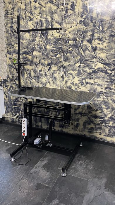 Стіл с електропідьемником для грумінгу,стол электртческий для стрижки