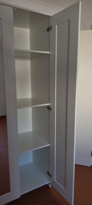 Armário/ roupeiro completamente novo