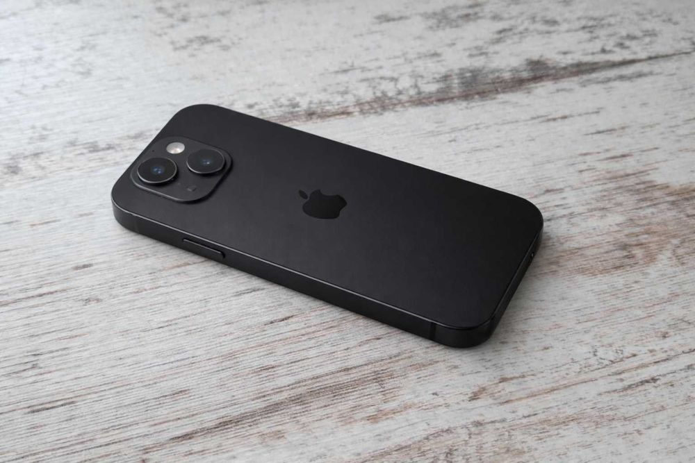 Apple iPhone 15 128GB / stan idealny / Bateria: 90%