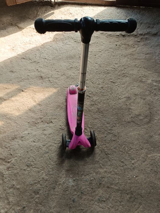 Продам дитячий самокат