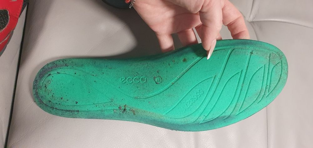 Buty ze skory Ecco 42