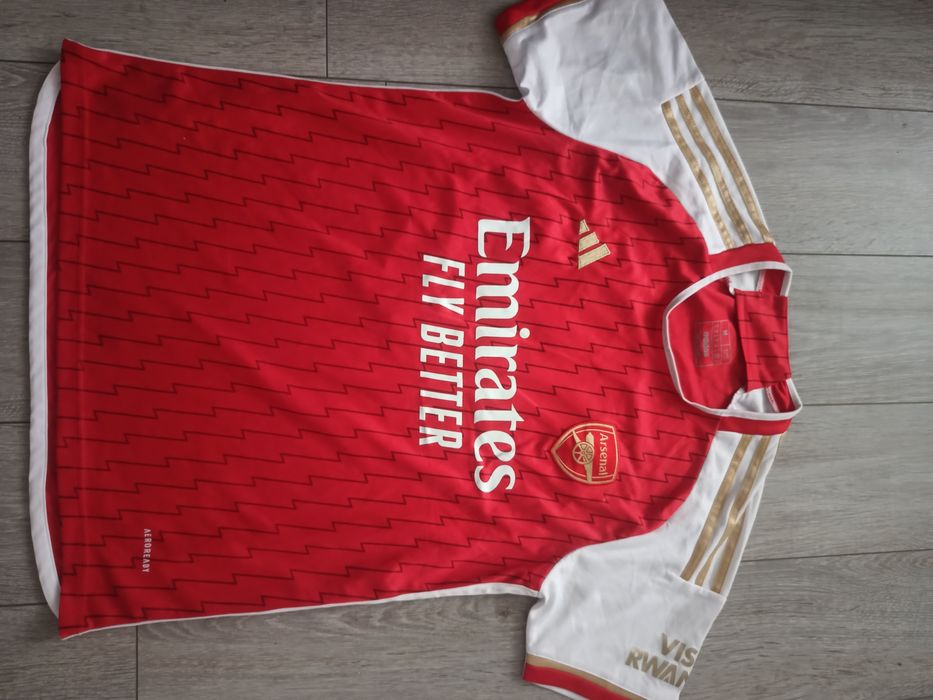 Футбольна футболка Арсенал