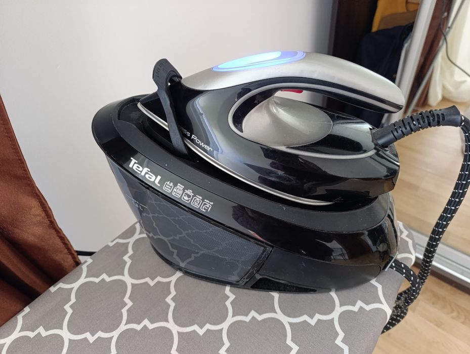 Професійний парогенератор праска Tefal