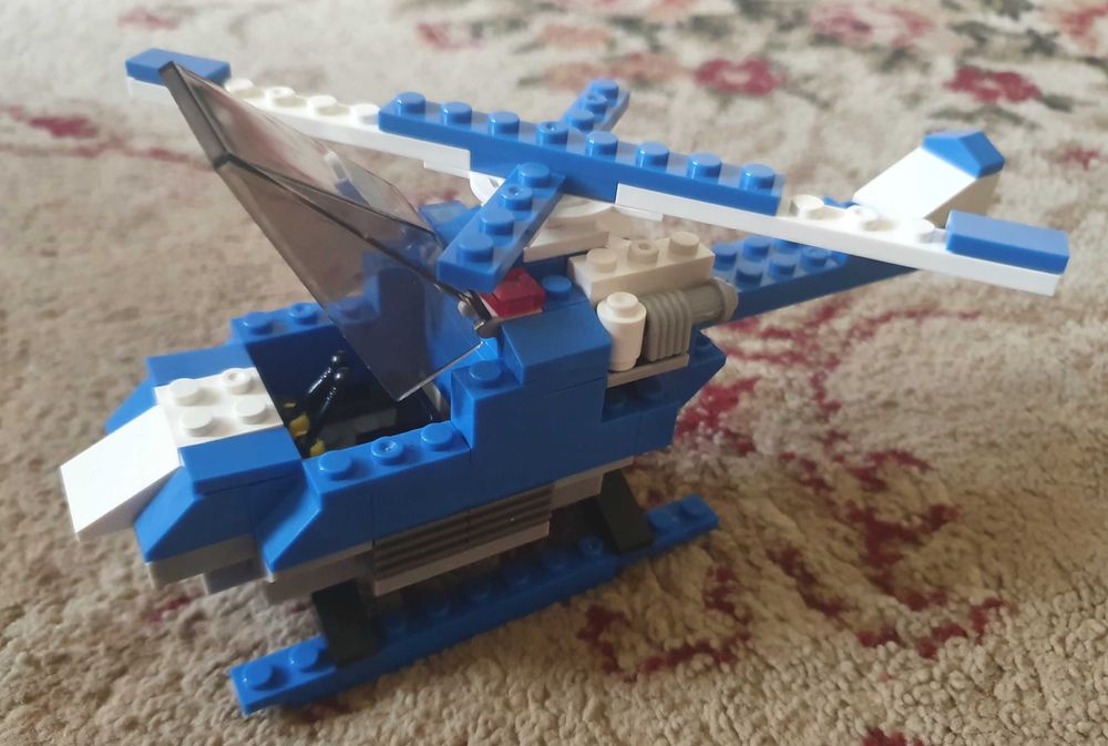 Helicóptero de Lego