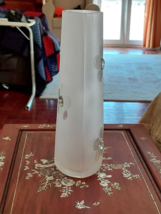 Vaso de Vidro Fosco Floral com Brilhos