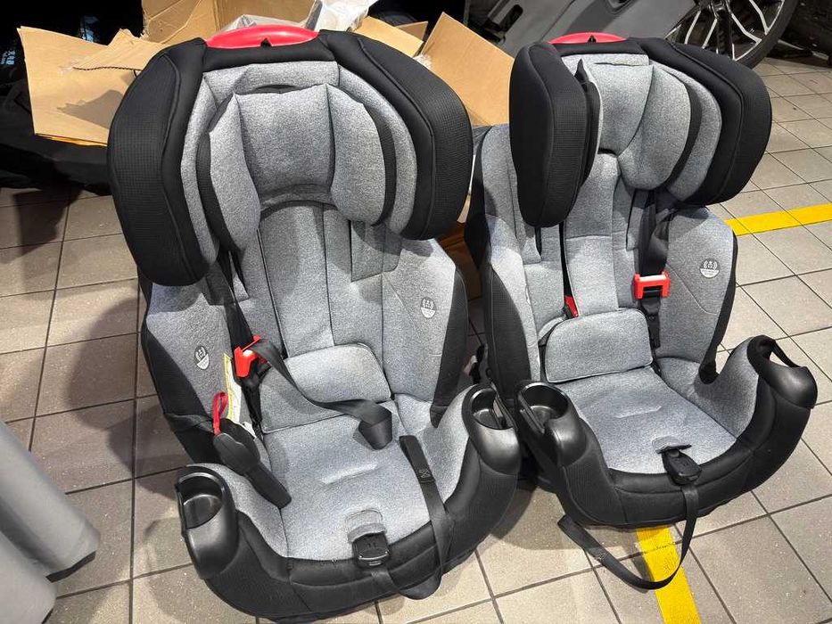 Автокрісло Evenflo Symphony ELITE/DLX гр. 0+/1/2/3 2,2-49,8 кг