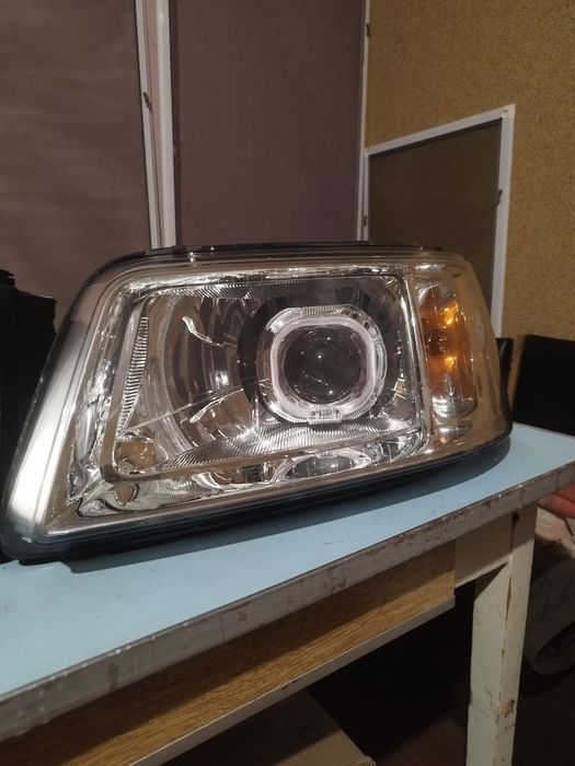 Лінзовані фари Т5 Multivan Caravelle VW T5