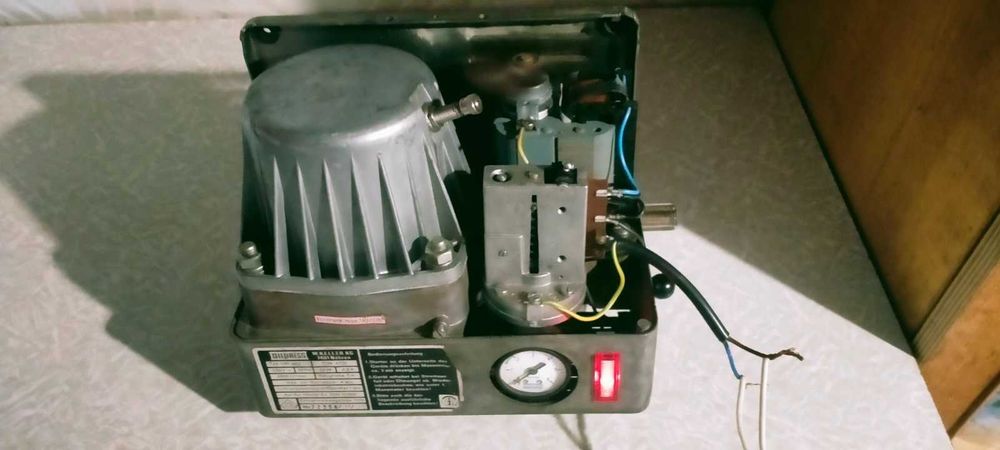 Циркуляционный масляный насос OILPRESS W.KELLER KG 7401 Nehren