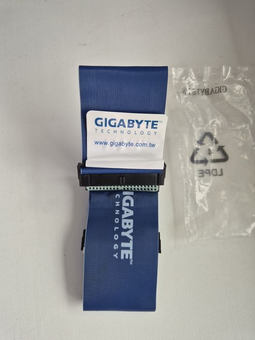 Taśma Gigabyte Technology FDD