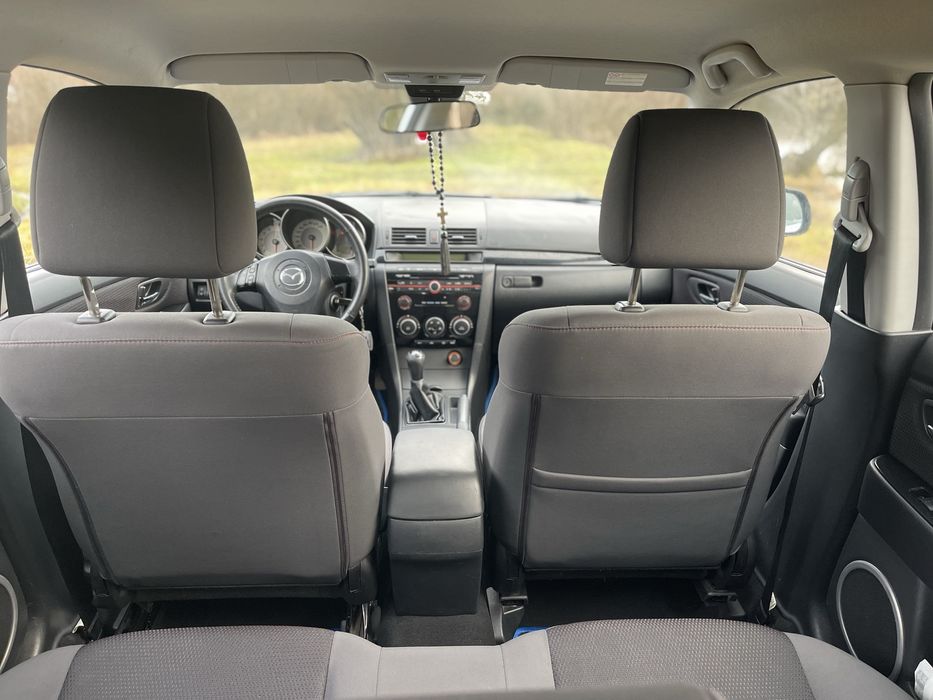 Продам своє авто Mazda 3 1.6 бензин/механіка 2008 рік