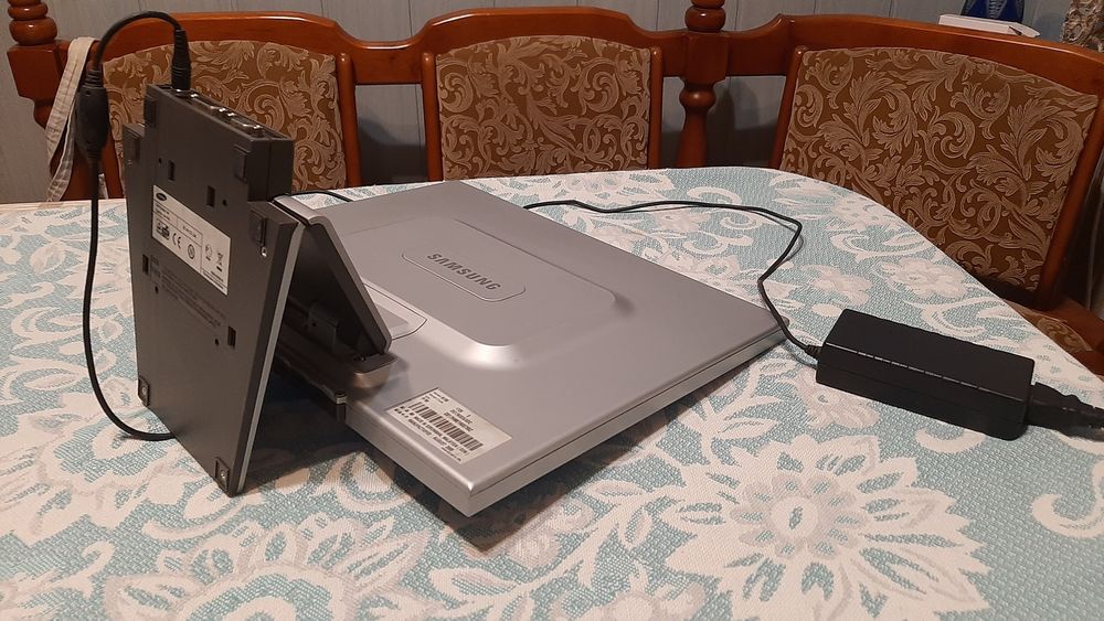 Монітор Samsung TFT