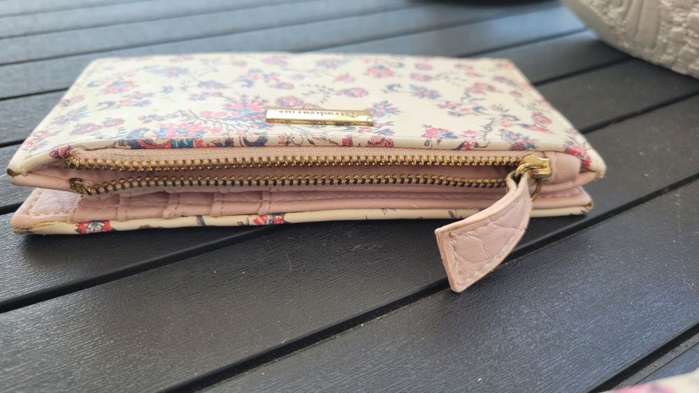 2 carteiras - cada 3.5€