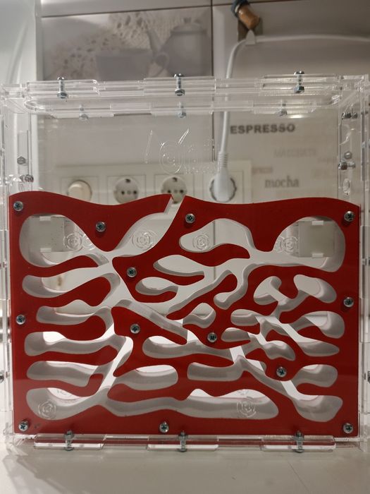 Продам Муравьиную ферму,в идеальном состоянии.