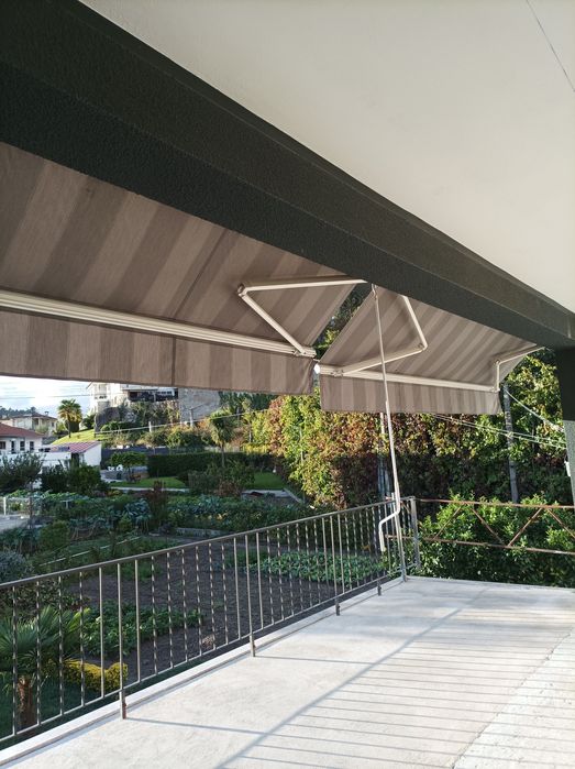 Vendo estores de varandas