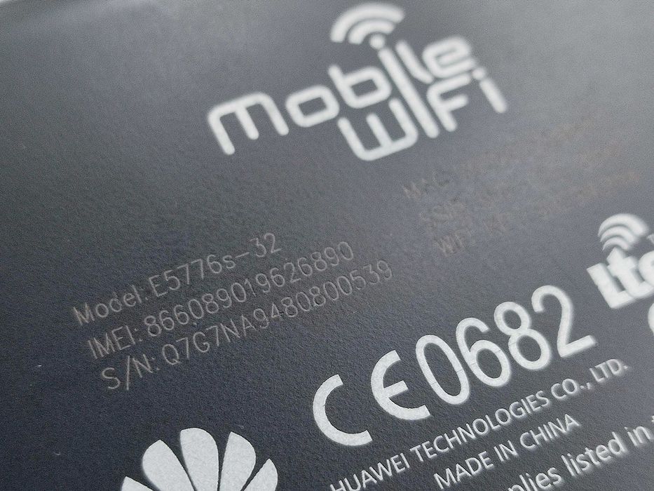 Huawei E5776s-32 4G Router Hotspot Wi-Fi