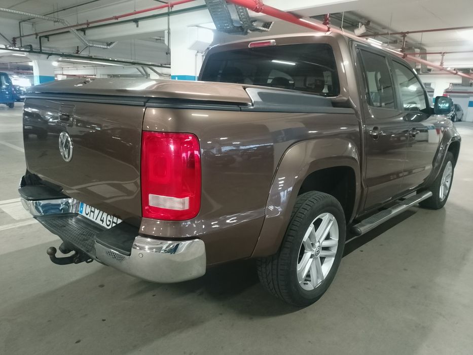 Volkswagen Amarok 180 CV cx aut. pele, câmara, etc