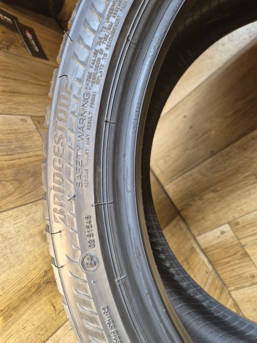 225/40/18 Bridgestone Para zima Demo Pomagazynowe RunFlat SSR RSC RFT