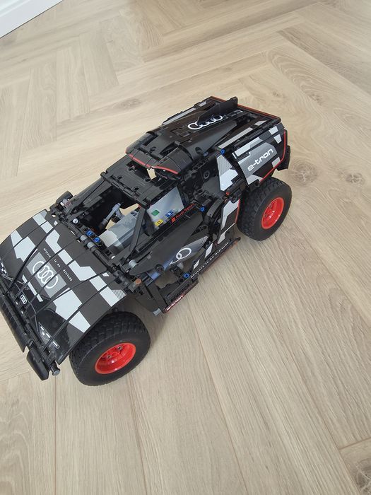Samocód lego technic