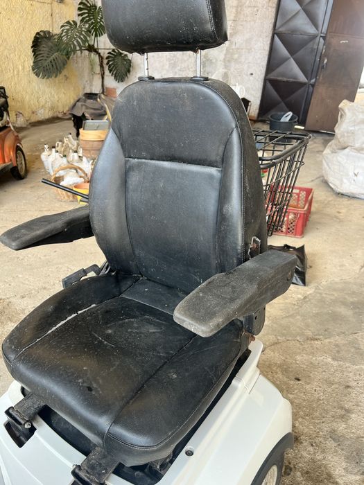 Scooter Elétrica de Mobilidade GoOse + Oferta de Segunda Scooter para Peças