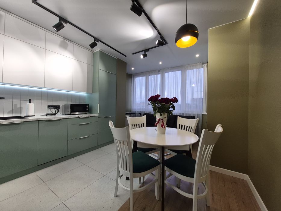 VIP CENTRAL погодинно/подобово