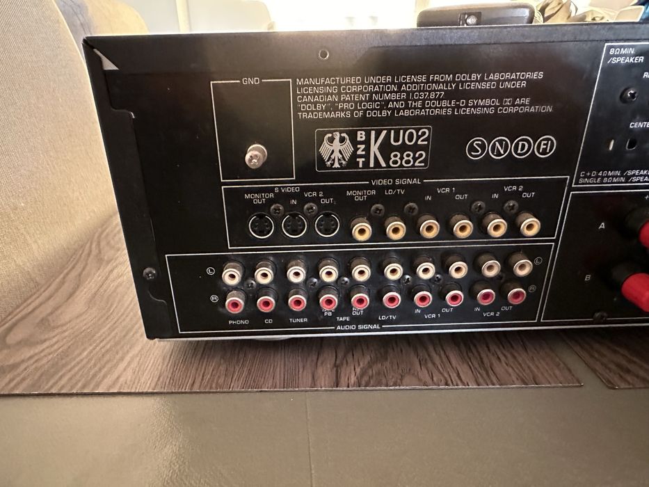 Amplificador,colunas,……