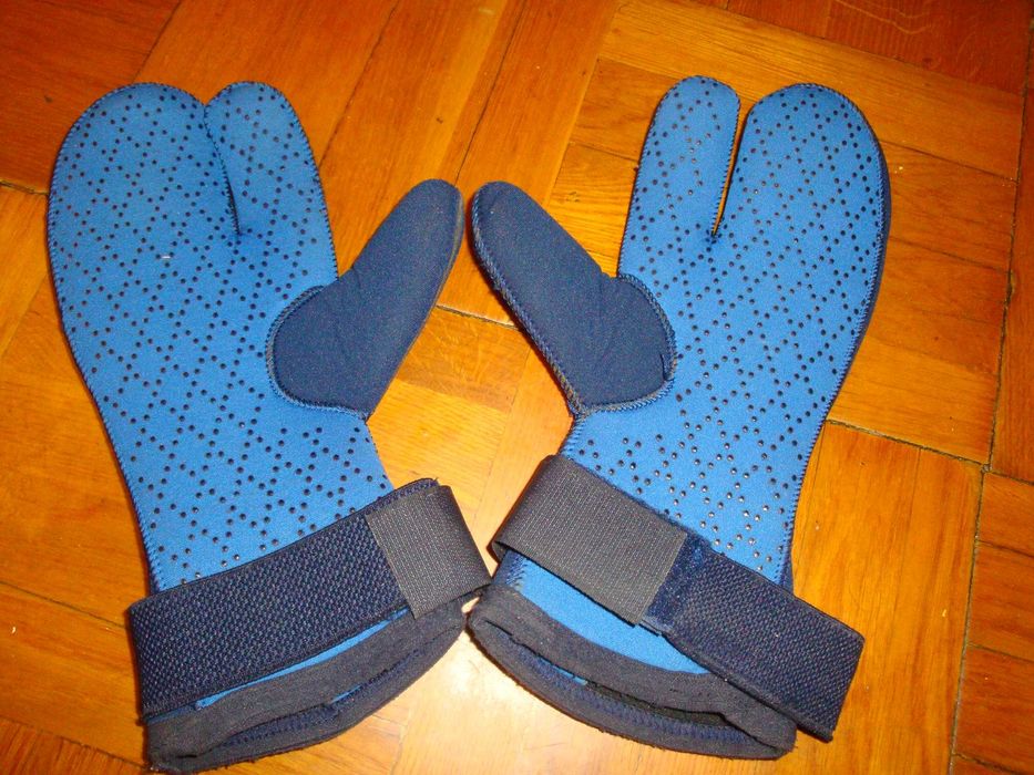 Варежки неопреновые SEEMANN SUB, размер M ( 17-19 см ), толщина 7 мм