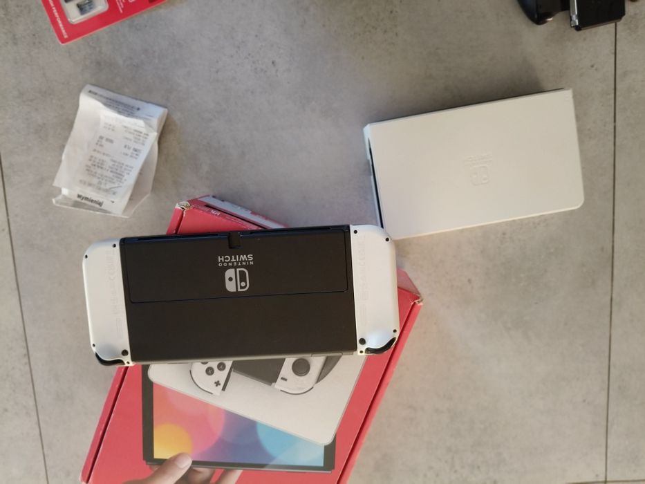 Nintendo switch Oled jak nowa od 18 lipca gwarancja