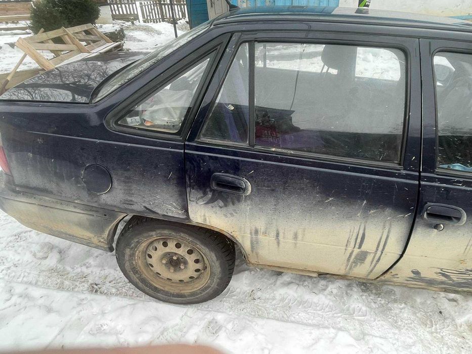 продаж део нексія або на зпчастини