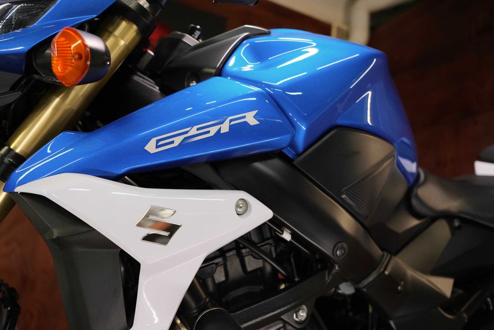 Suzuki GSR750 ABS із Японії