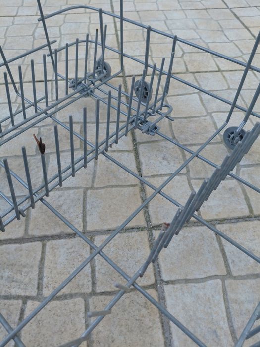 Cesto inferior para máquina da loiça