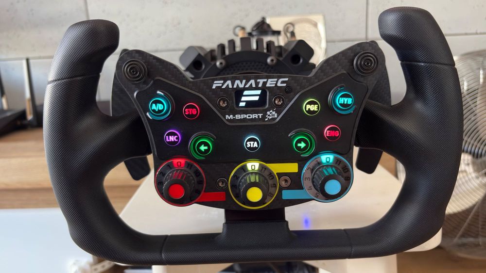 Kierownica Fanatec DIY na Podium Button Module Rally