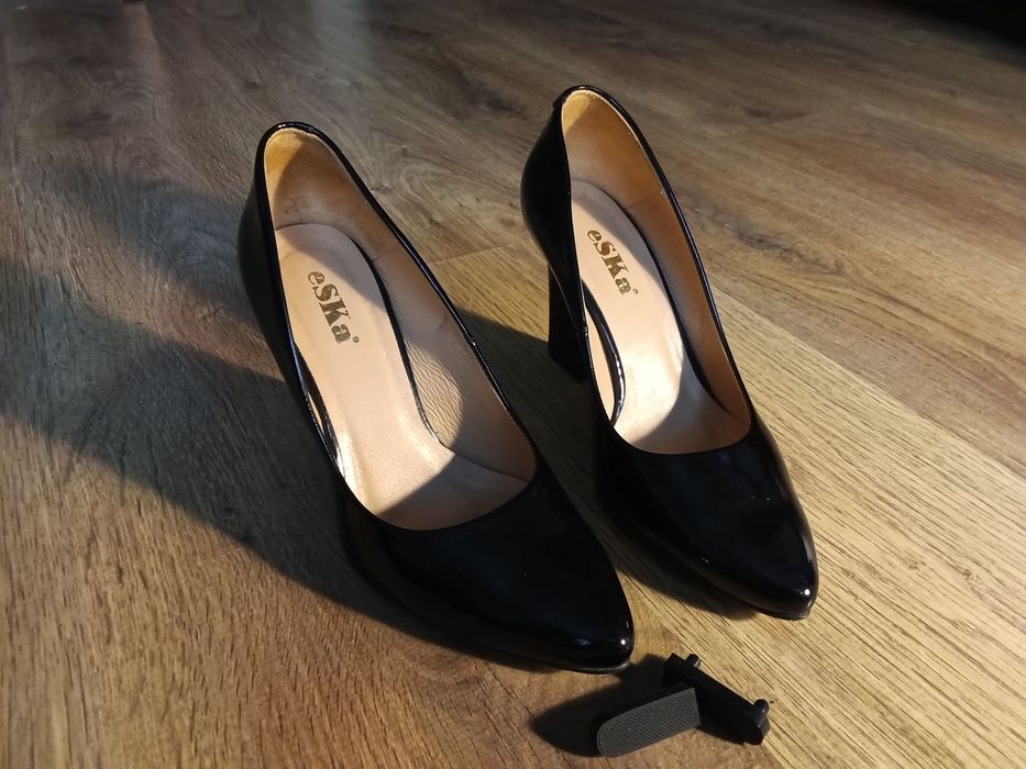 Lakierowane skorzane buty eska r.37